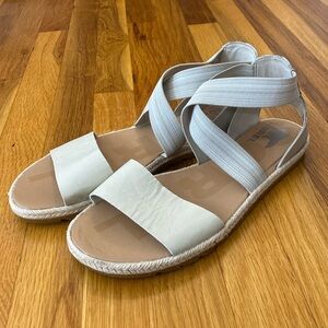 Sorel Women’s White Sandals Size 11